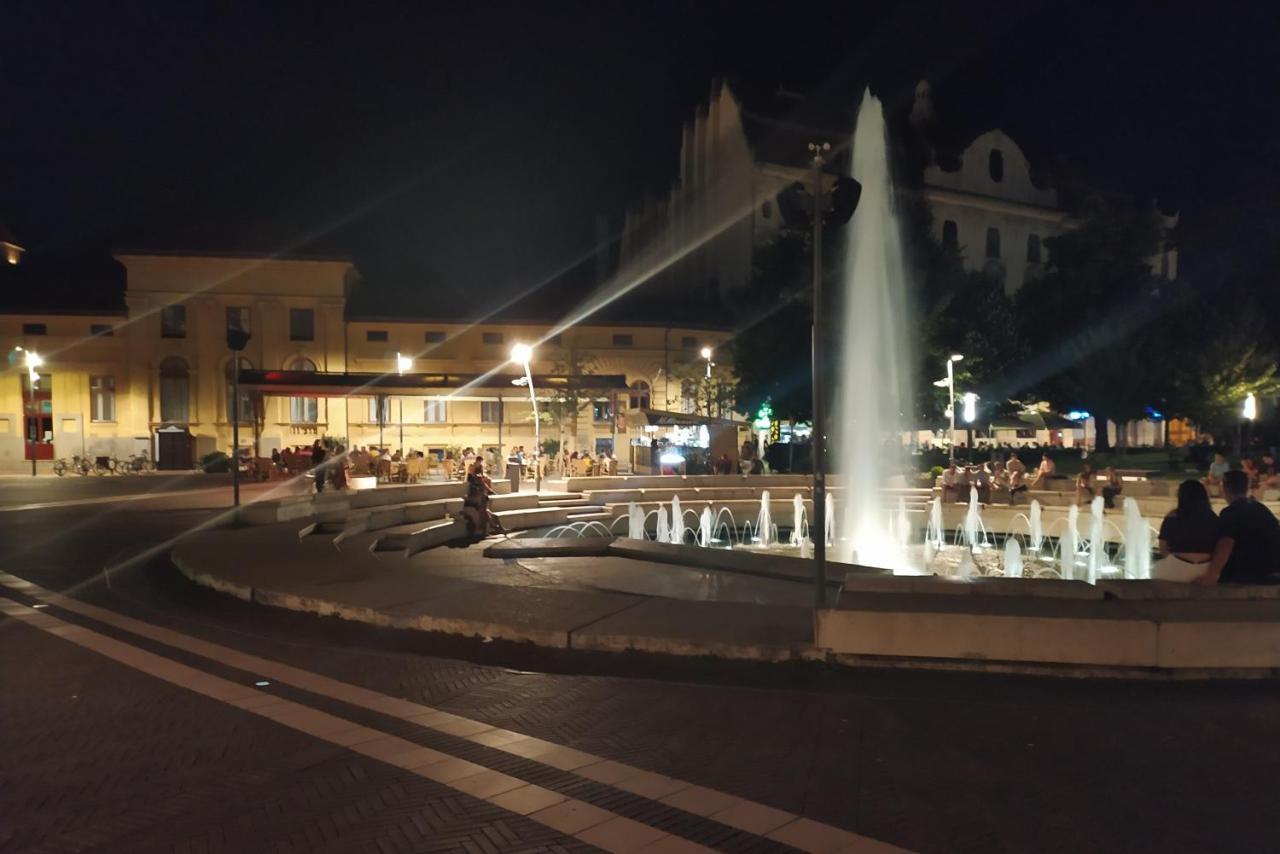 Gutenberg Utca Apartman Szeged Esterno foto