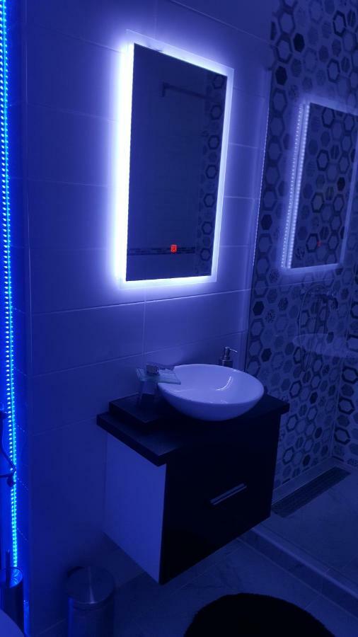 Gutenberg Utca Apartman Szeged Esterno foto