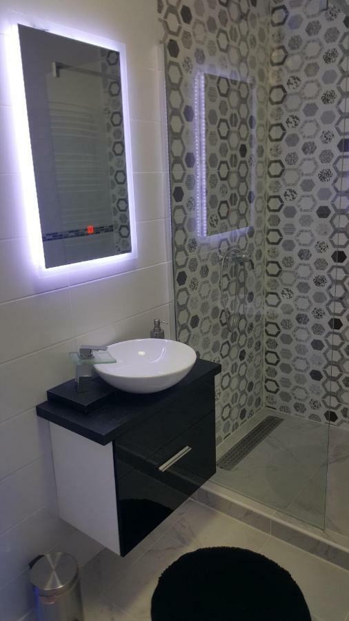 Gutenberg Utca Apartman Szeged Esterno foto