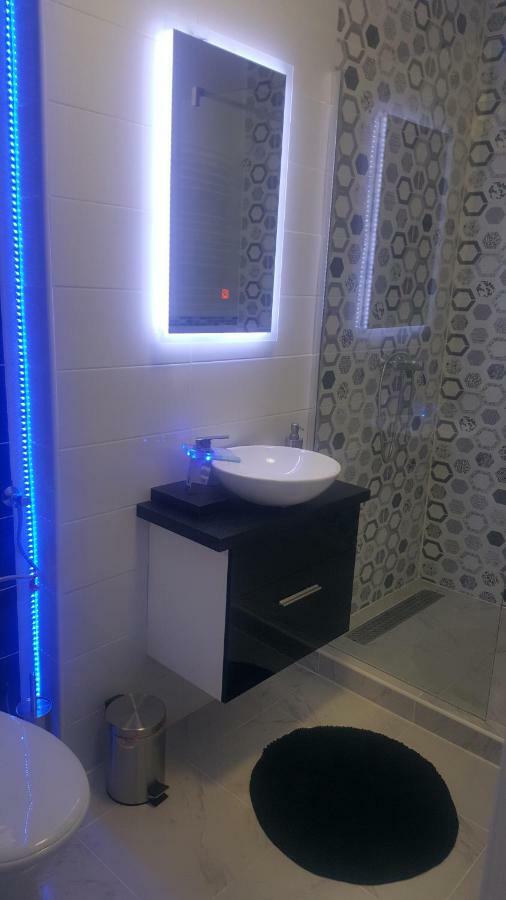 Gutenberg Utca Apartman Szeged Esterno foto